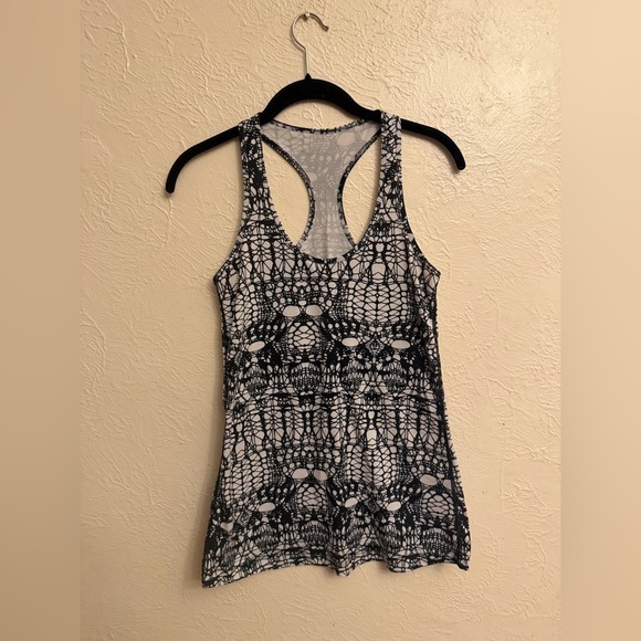 lululemon athletica Tops - Lululemon Athletica Tank Top